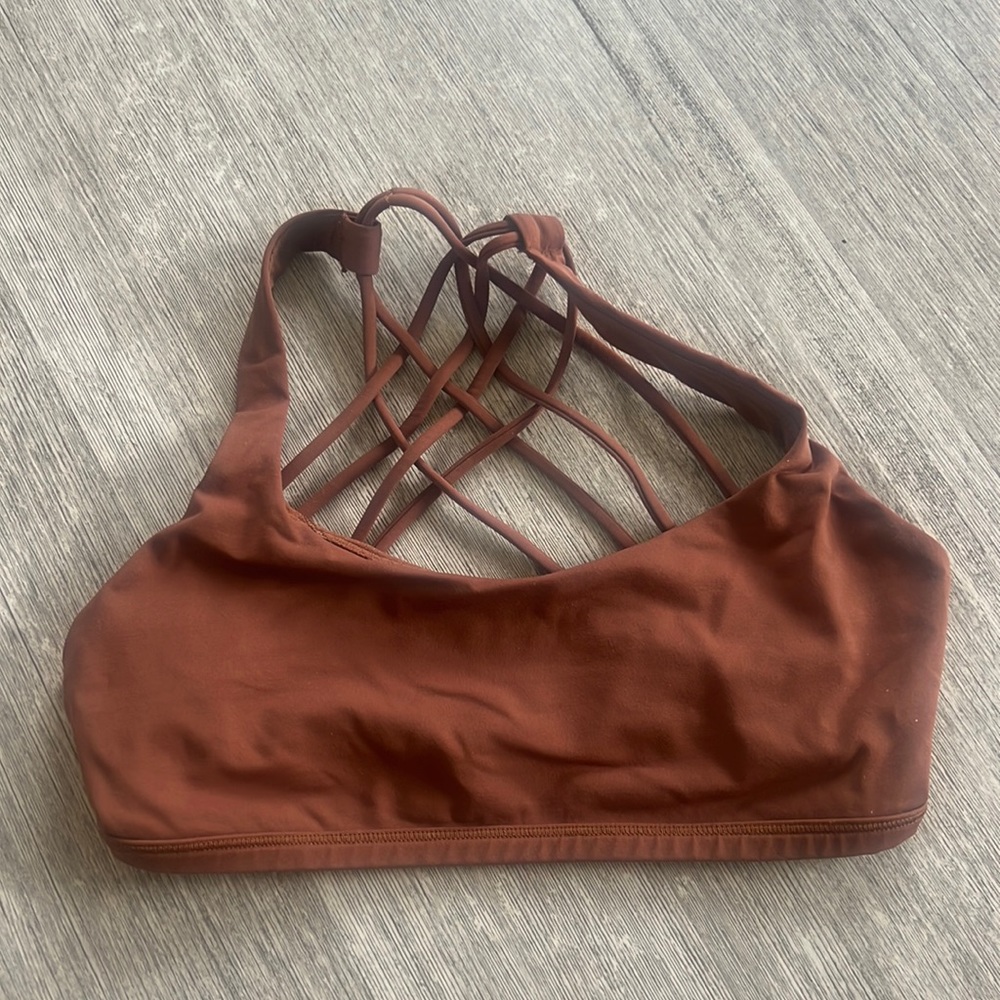lulu lemon free to be bra